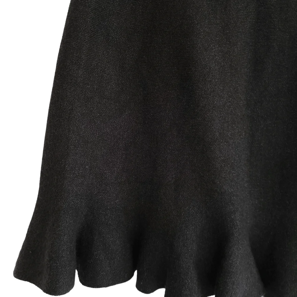 𝅺NEW Zara Gray Knit Wear Ruffled Hem Skirt